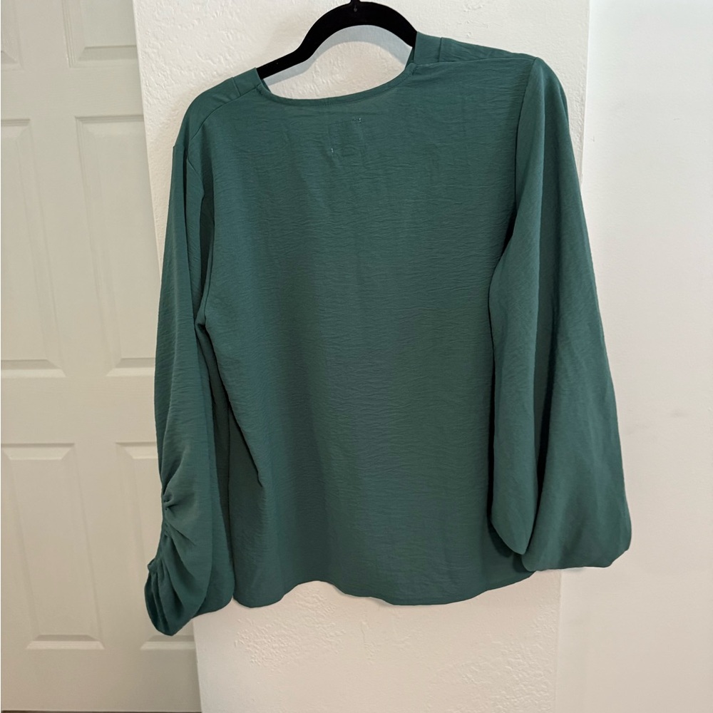 Chic Teal V-Neck Long Sleeve Women's Top - Picture 2 of 3